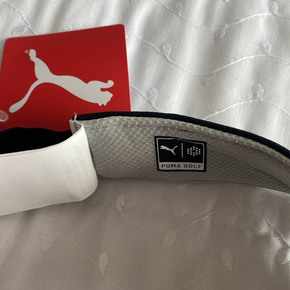 Puma Golf Ladies Visor, Black with gray padded insides. - Picture 5 of 5